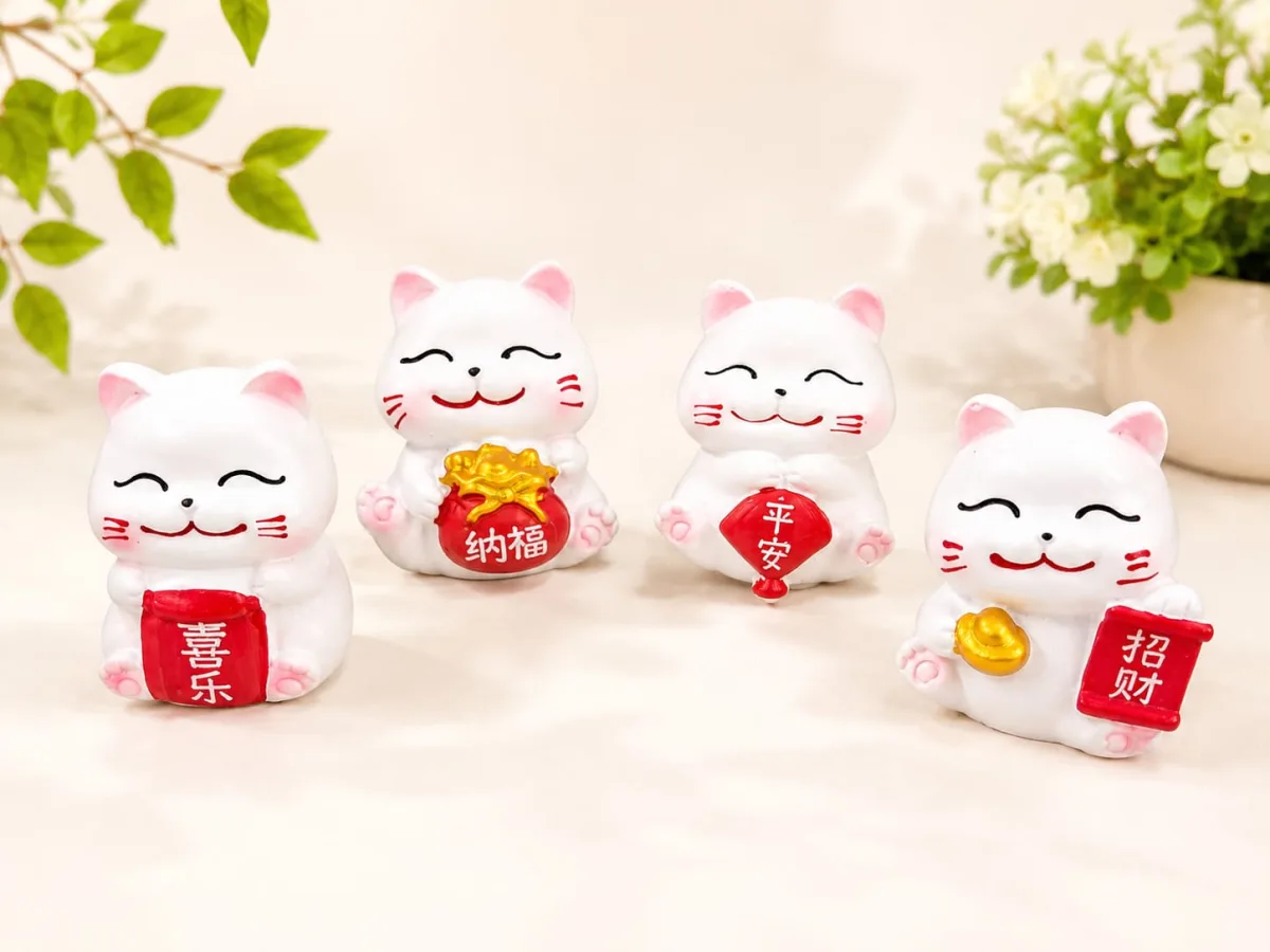 Figura de Gato de la Suerte en Resina