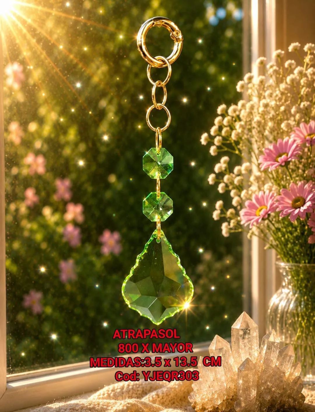 Atrapasoles Compacto de Cristal Verde Esmeralda con Cuentas Facetadas y Gancho Dorado