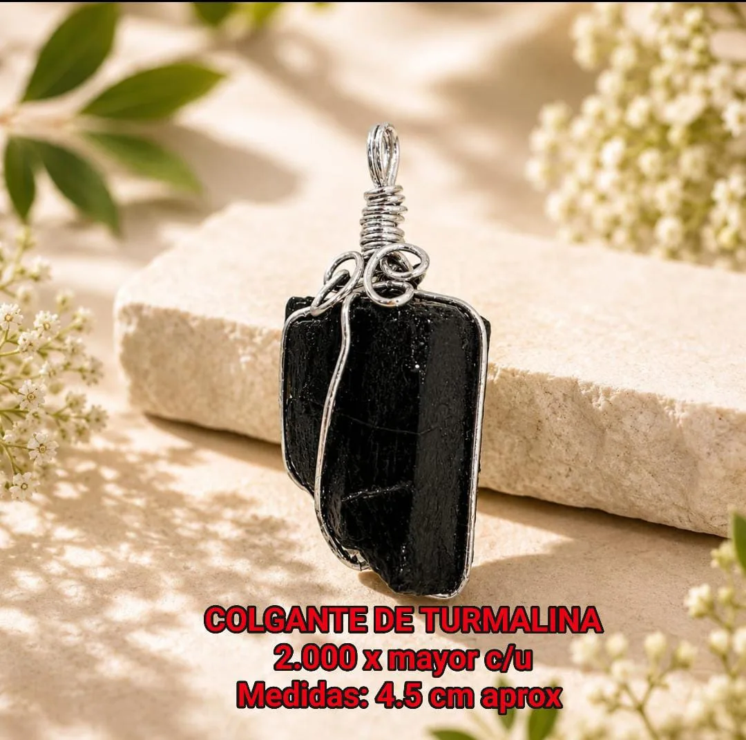 Colgantes de turmalina