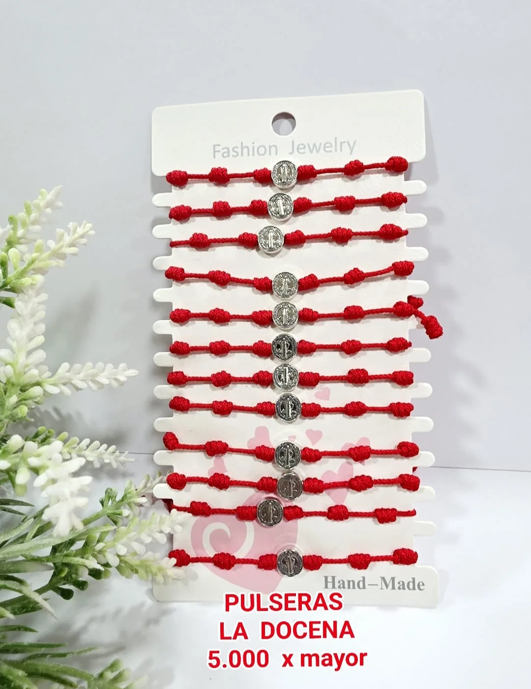 Pack 12 Pulsera Protectora de San Benito en Hilo Rojo con Medalla Plateada y Nudos Franciscanos