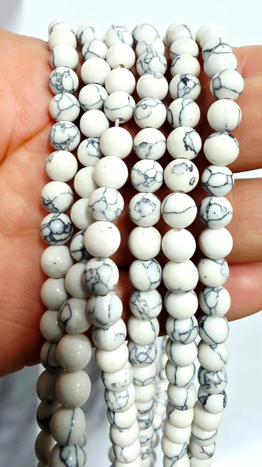 Tira de piedras de Howlita Blanca N°6