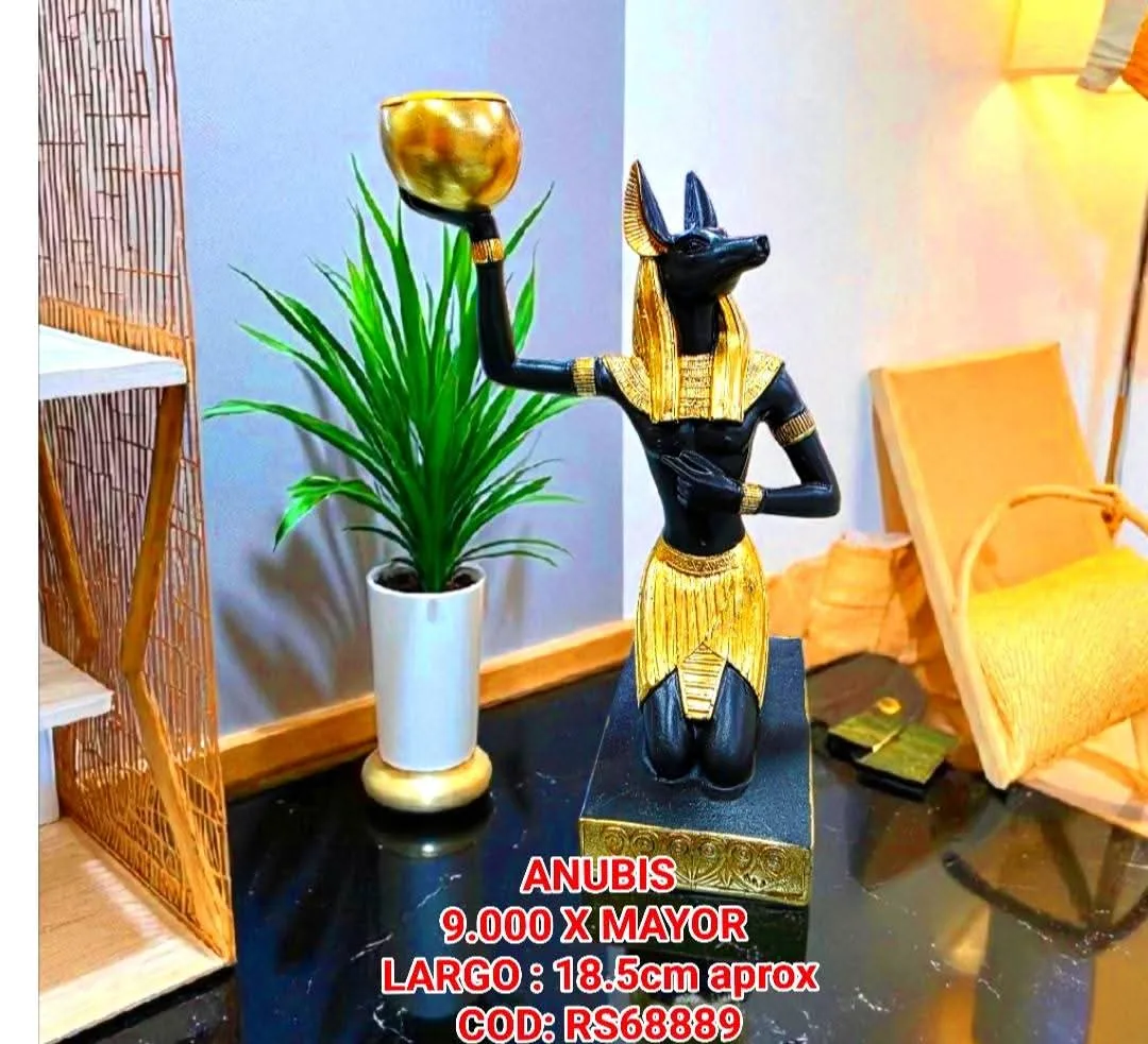 Estatua Anubis