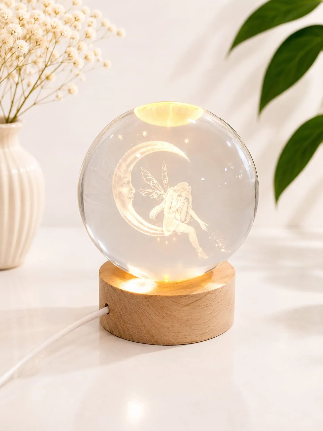 Lampara de Mesa Bola de Cristal Hada Lunar con Base de Madera