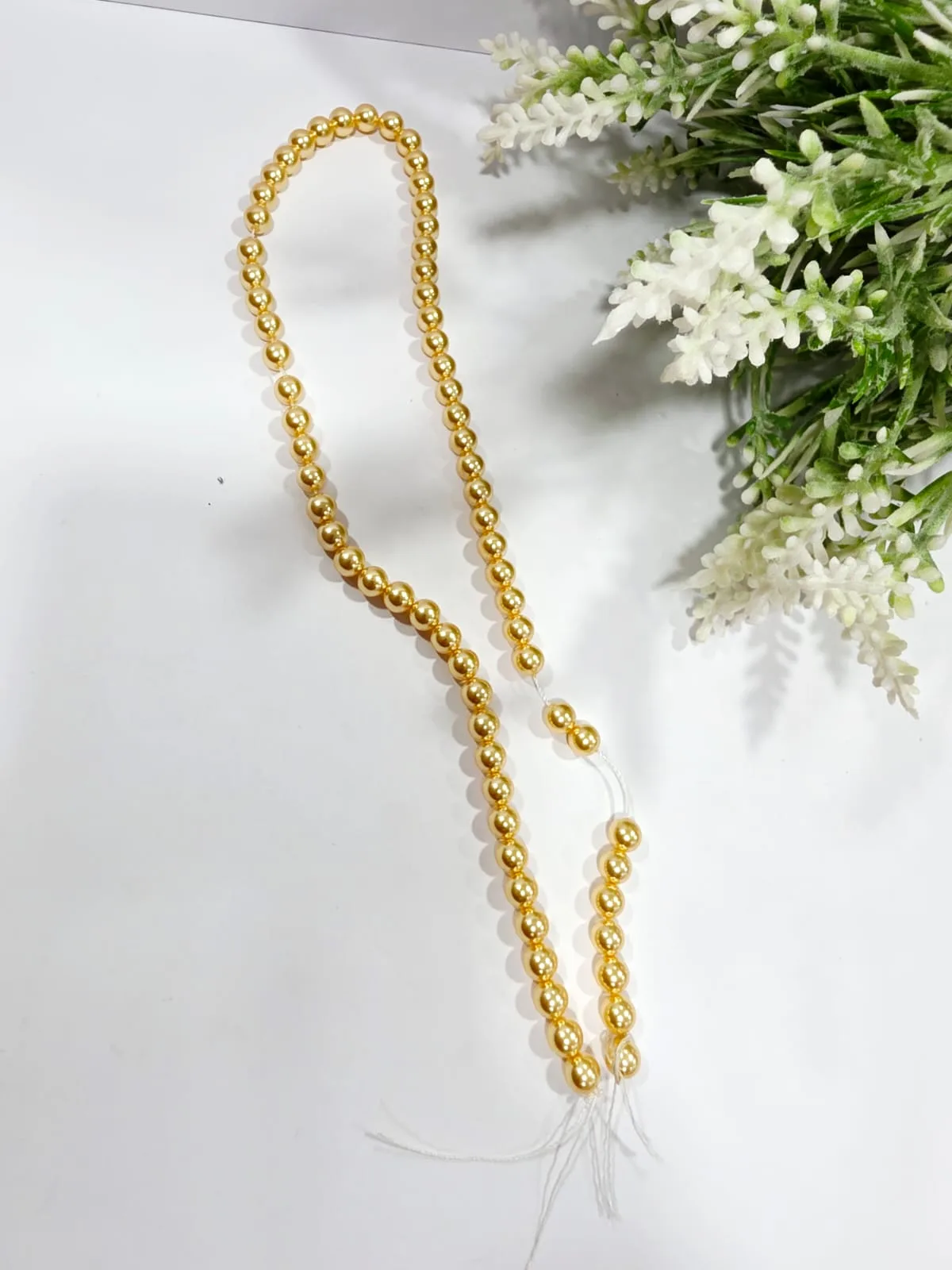 Collar de Perlas de Vidrio Dorado (Precio Pendiente)