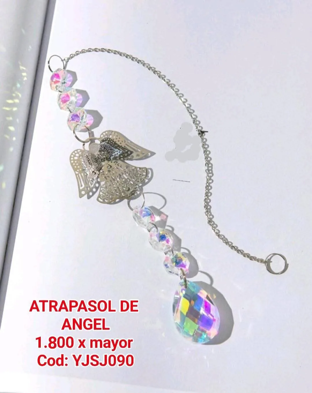 Atrapasoles Ángel Celestial Plateado Calado con Cuentas y Gran Lágrima Prismática