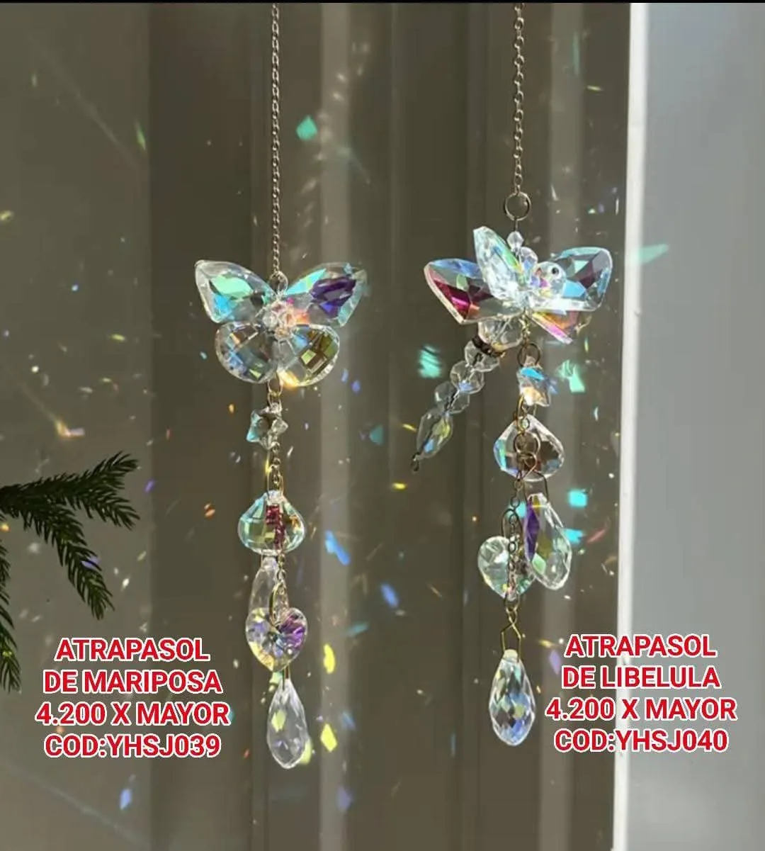 Atrapasoles Neoclásico de Cristal Facetado Iridiscente en Forma de Mariposa y Libélula con Prismas