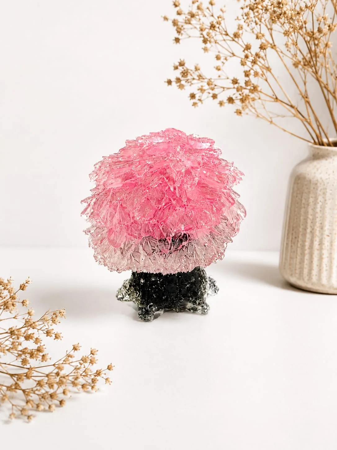 Árbol de la Vida Hecho con Cuarzos Molidos y Resina, Color Rosado