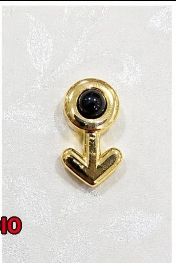 Colgante de Rodio - Círculo negro con flecha hacia abajo (diseño único)