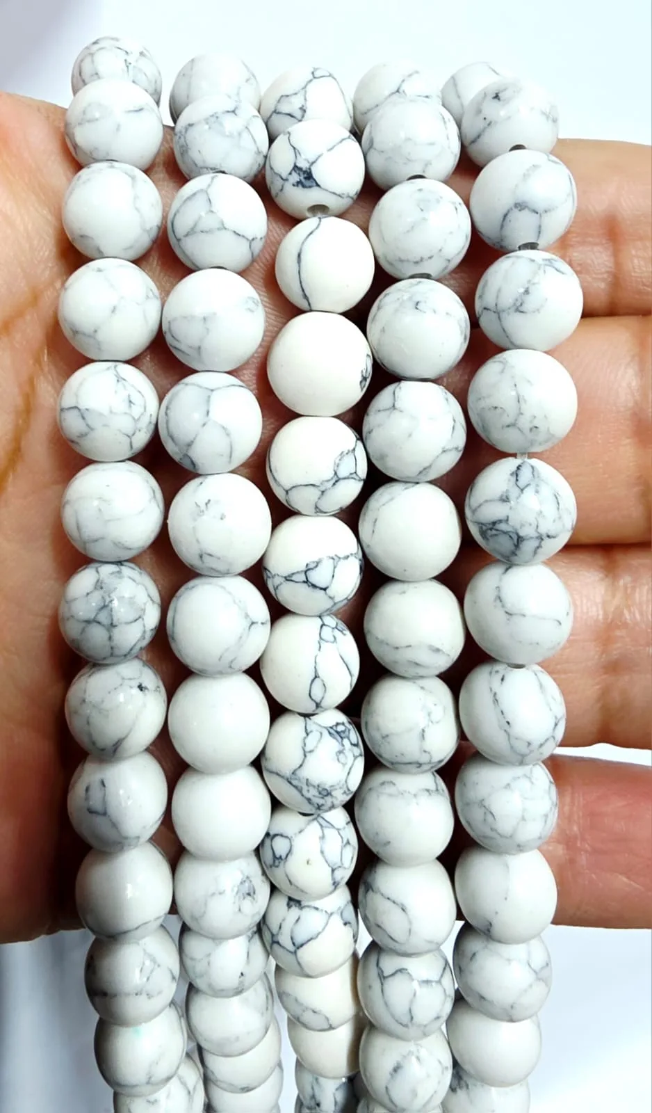 Tira de piedras de Howlita Blanca N°8
