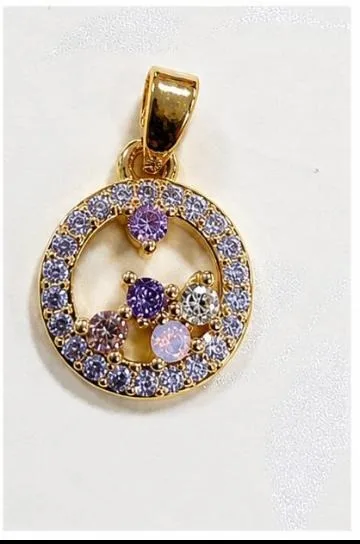 Colgante de Rodio - Medallón circular corazones lila/morado en cúmulo