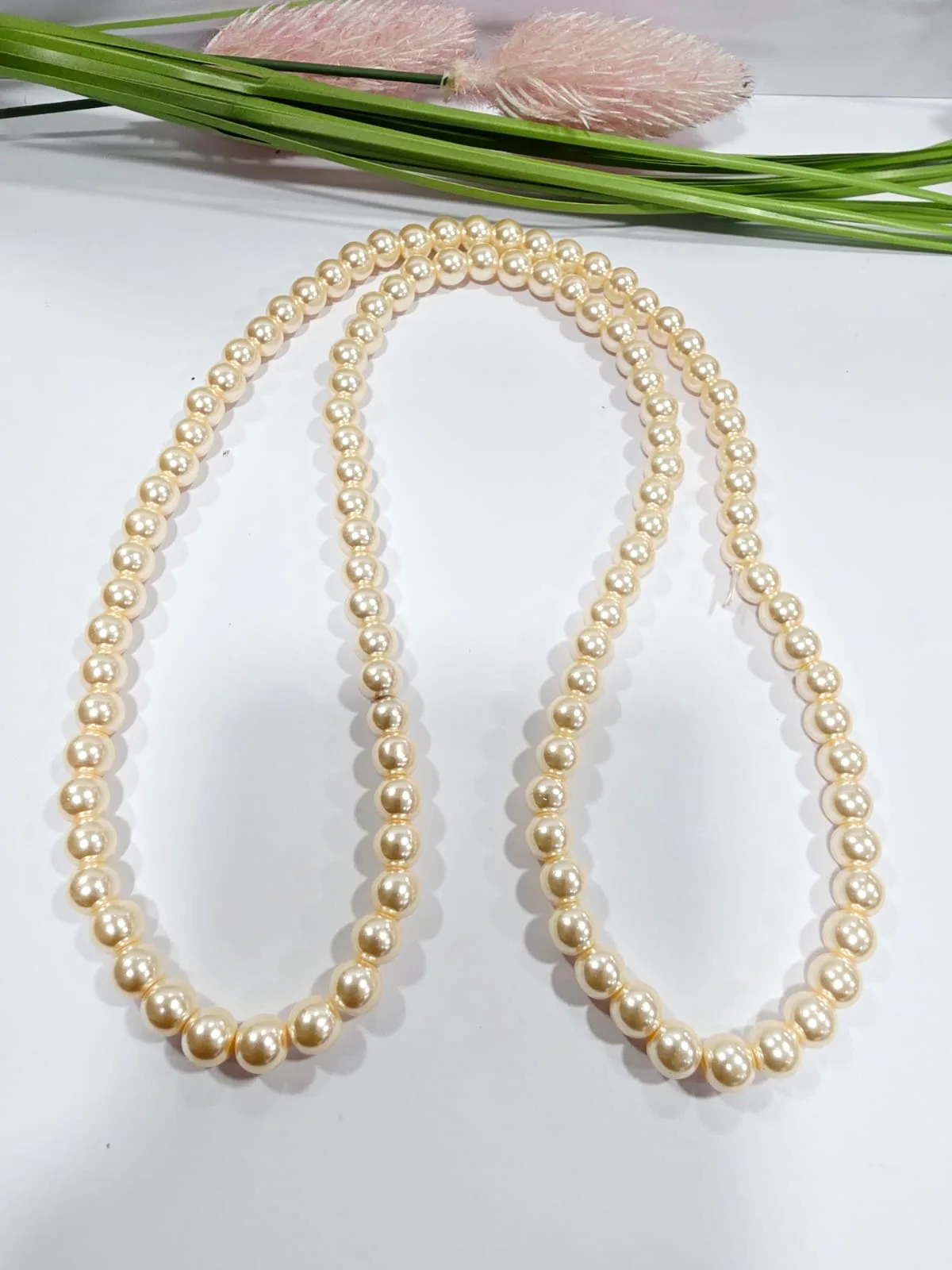 Collar de Perlas de Vidrio Beige 8mm