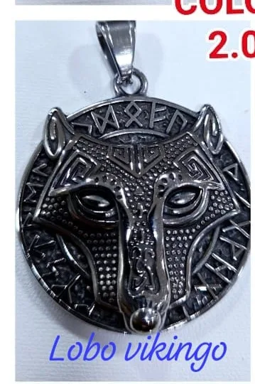 Colgante de Acero - Lobo vikingo (diseno rostro frontal con runas)