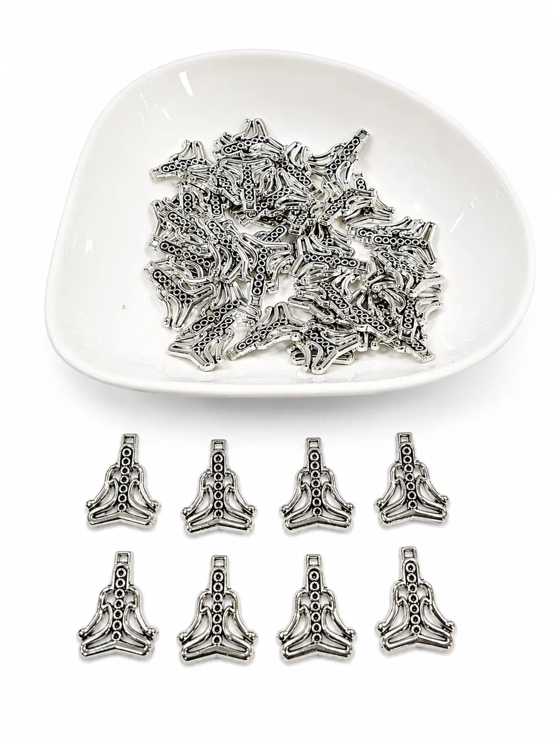Dije de Peltre - Símbolo Tribal Trisquel Triangular