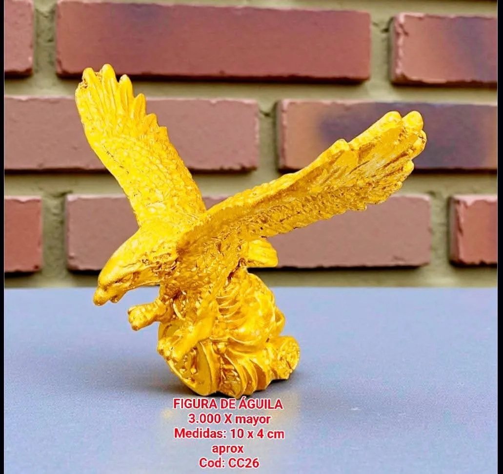 Estatua Aguila Dorada