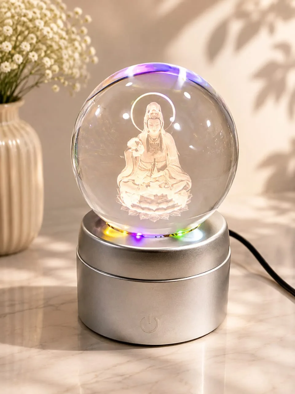 Lampara de Mesa Bola de Cristal Giratorio Buda con Base Plateada