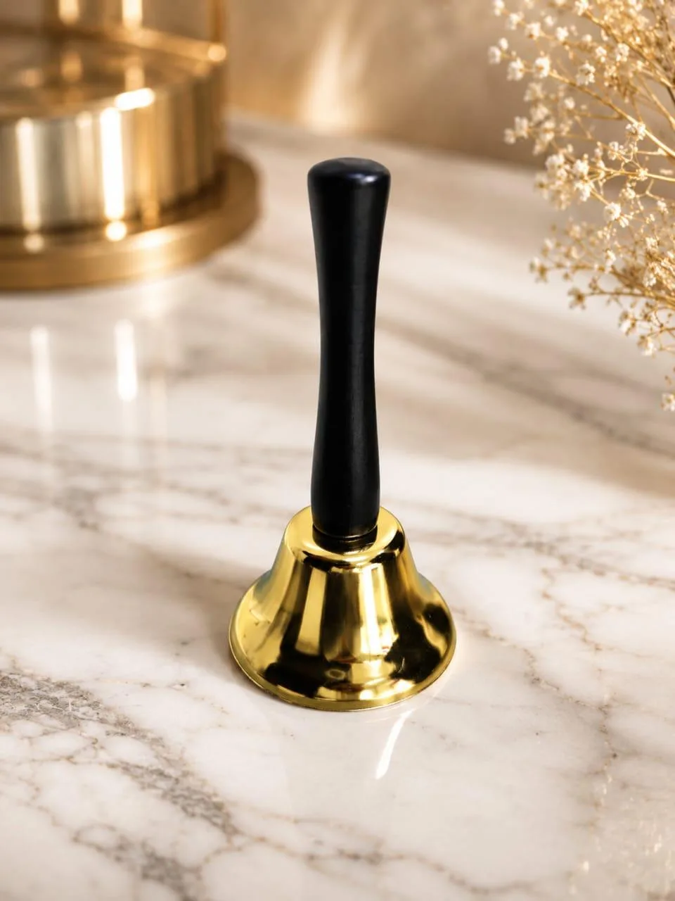 Campana con Mango de Madera