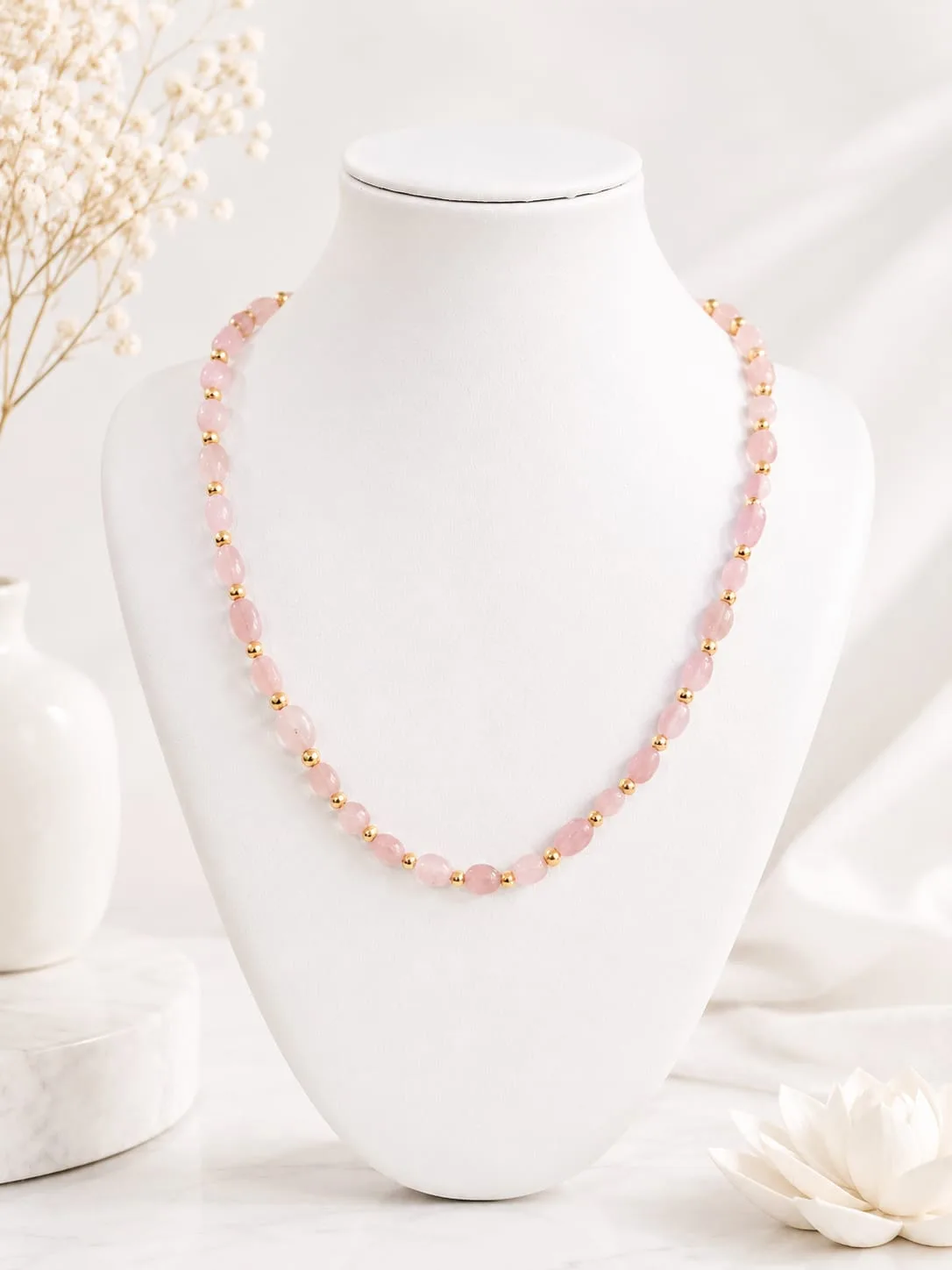 Collar de Cuarzo Rosa en Óvalos con Dorado