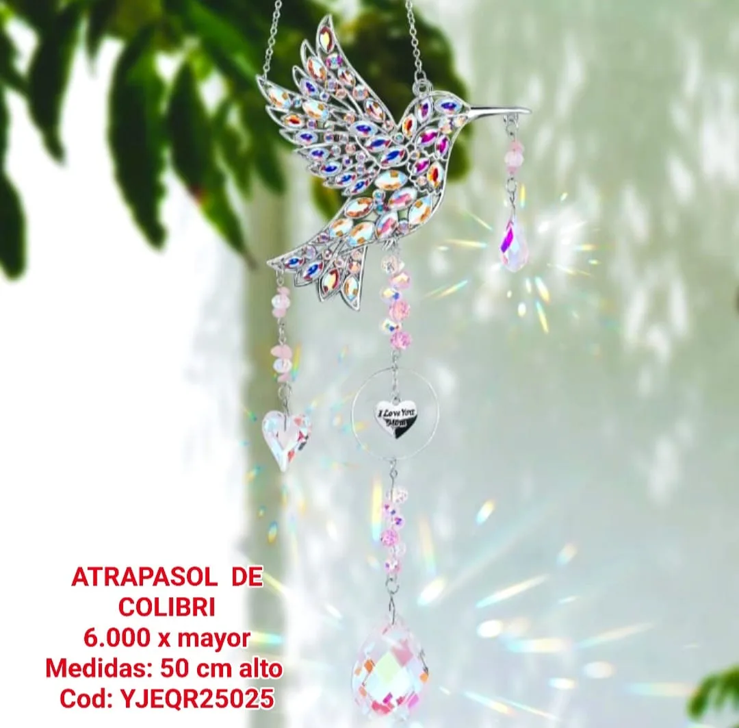 Atrapasoles Colibrí Plateado con Cristales Rosas, Dije "I Love You Mom" y Prismas Iridiscentes