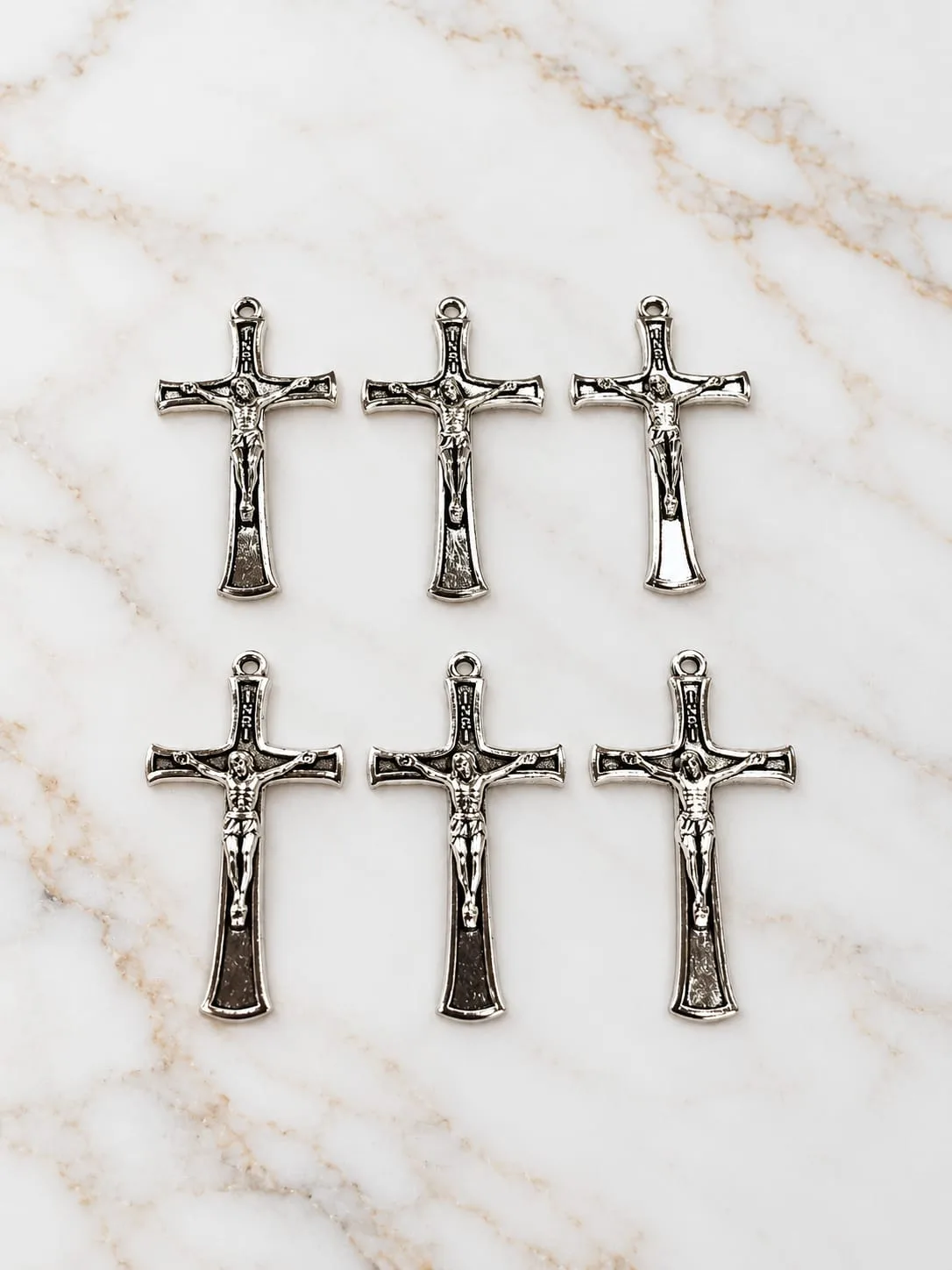 Dije de Crucifijo con INRI 4 cm