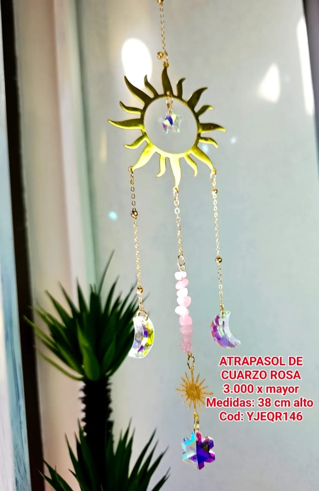 Atrapasoles Celestial Sol Radiante con Cuarzo Rosa, Lunas y Estrella de Cristal