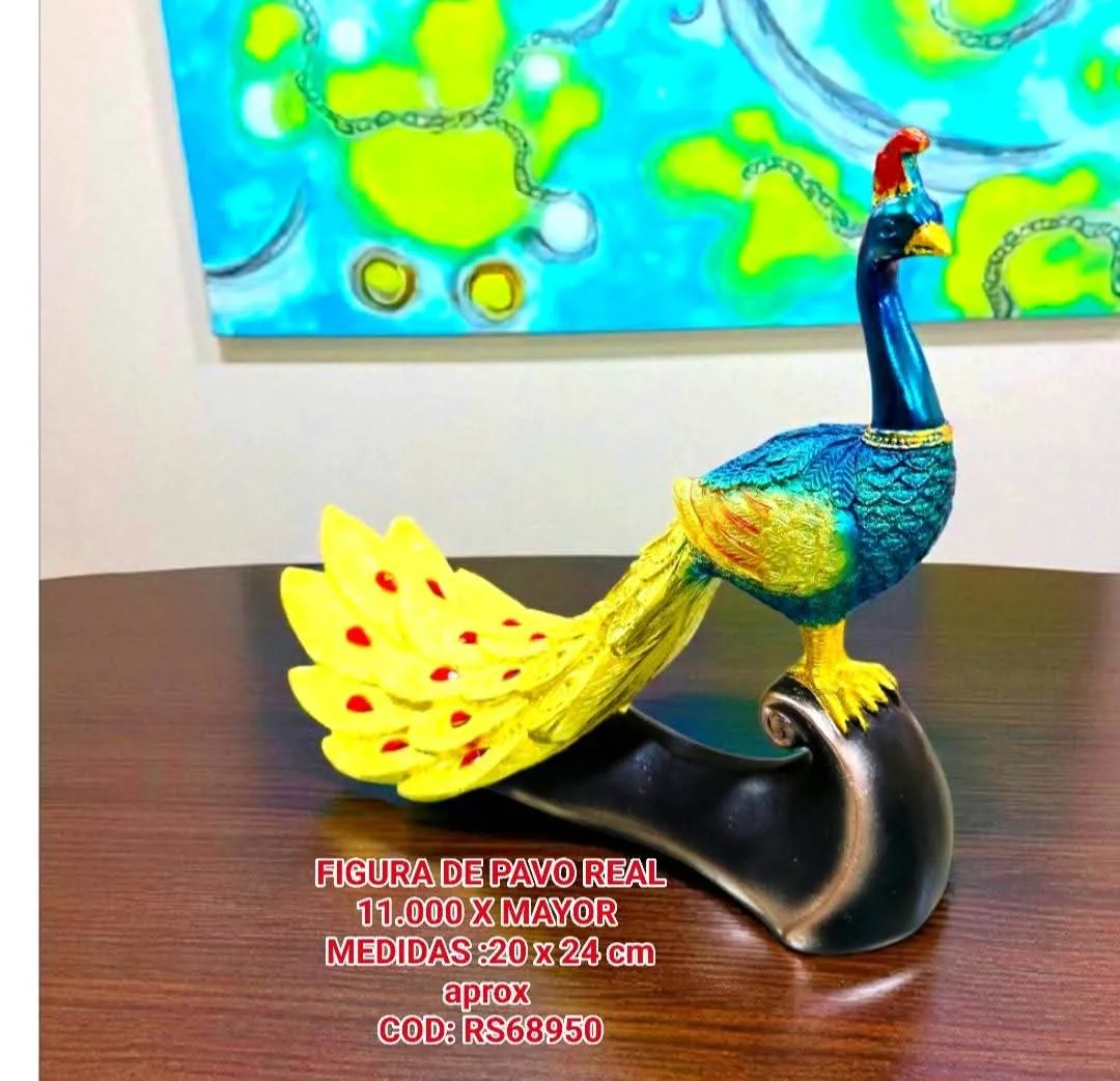 Estatua Pavo Real