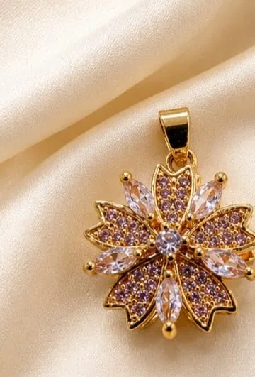 Colgante de Rodio - Flor de petalos lilas con circonias