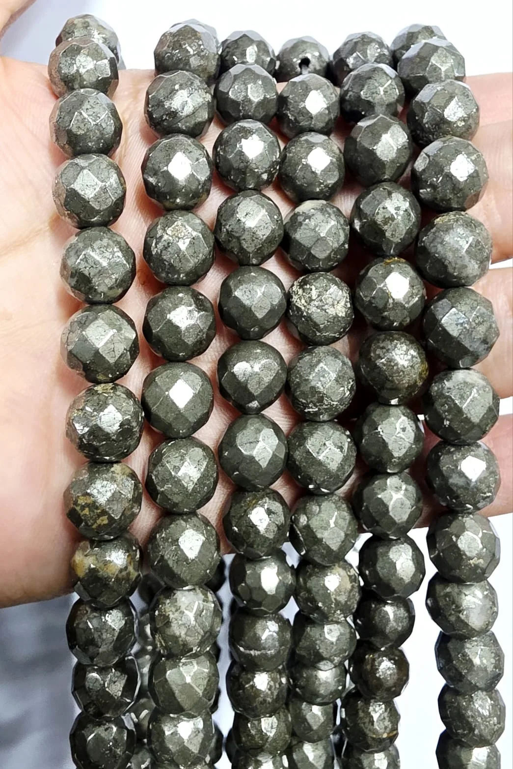 Tira de piedras de Pirita Facetada N°10