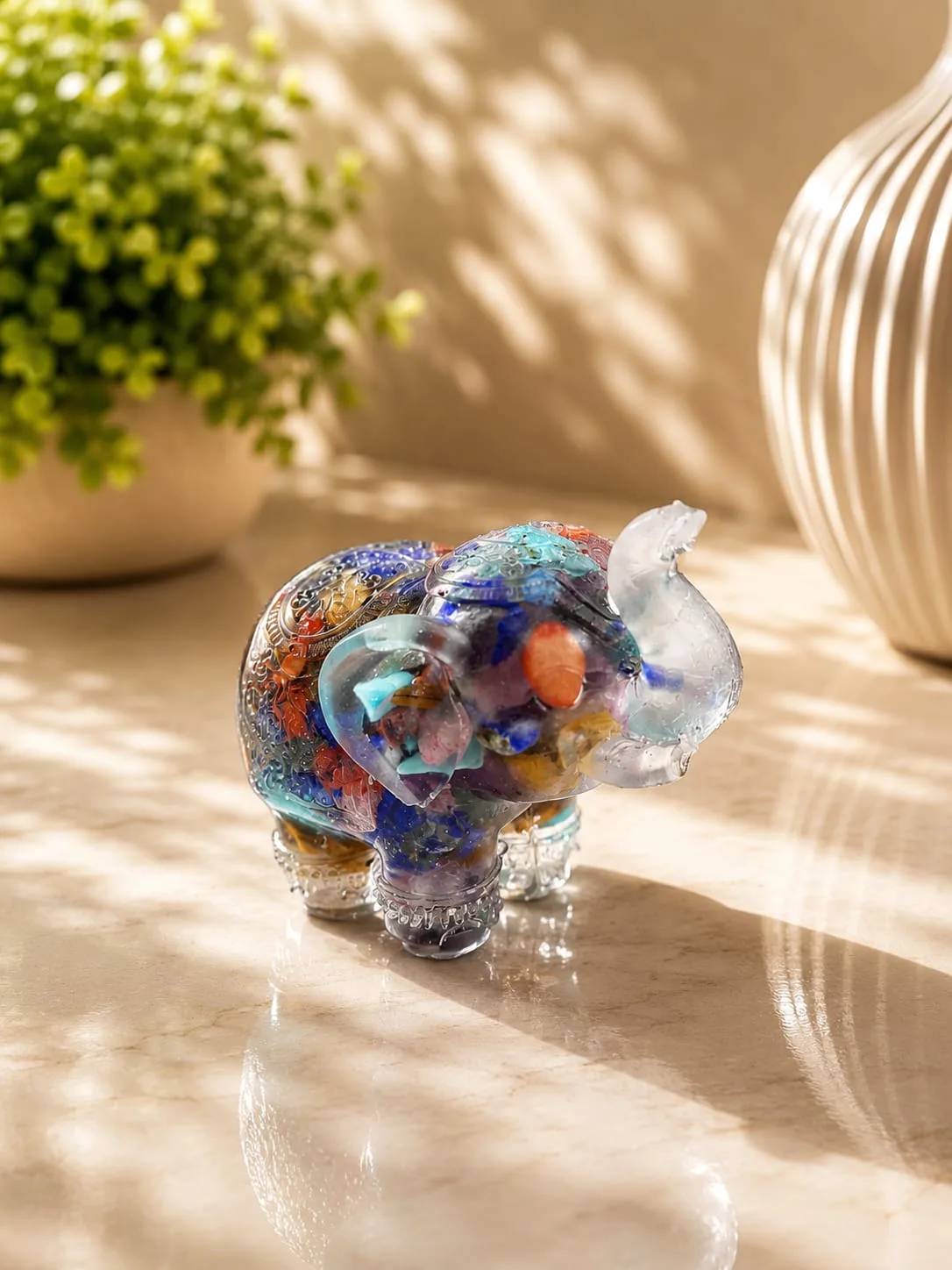 Elefante de Resina con Cuarzo Molido - Multicolor