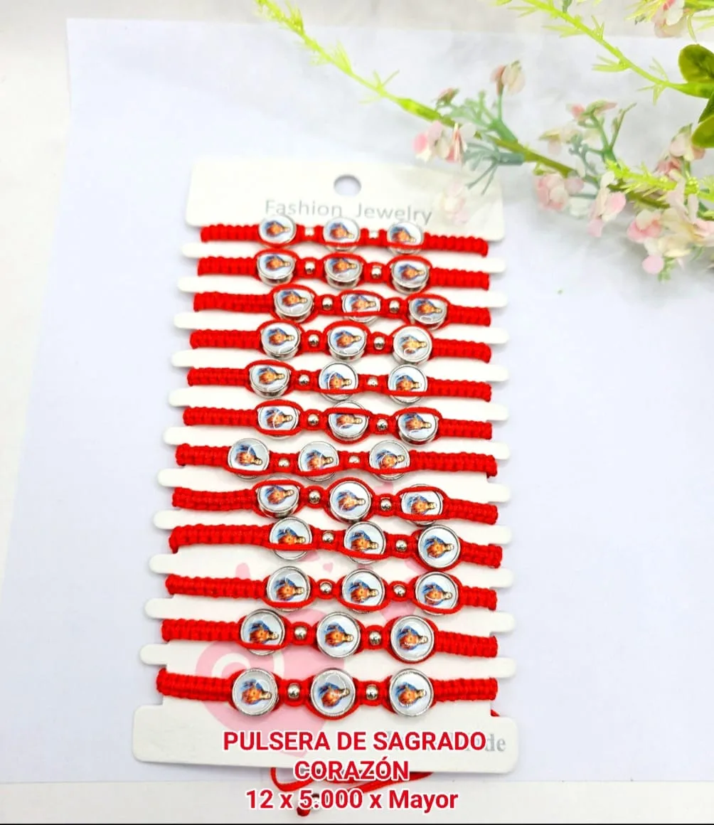 Pack 12 Pulsera Devocional del Sagrado Corazón de Jesús en Tejido Macramé Rojo con Cuentas Resinadas