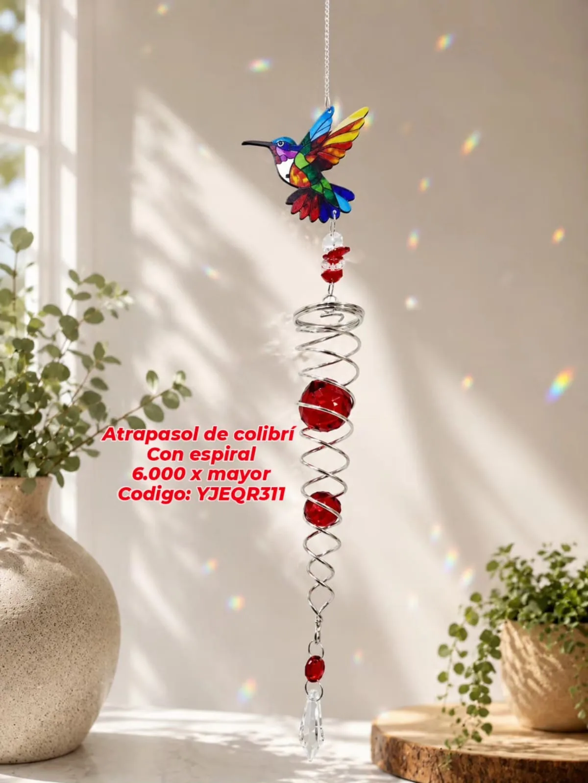 Atrapasoles Colibrí Multicolor Estilo Vitral con Espiral Cinético, Esferas Rojas y Lágrima Prismática