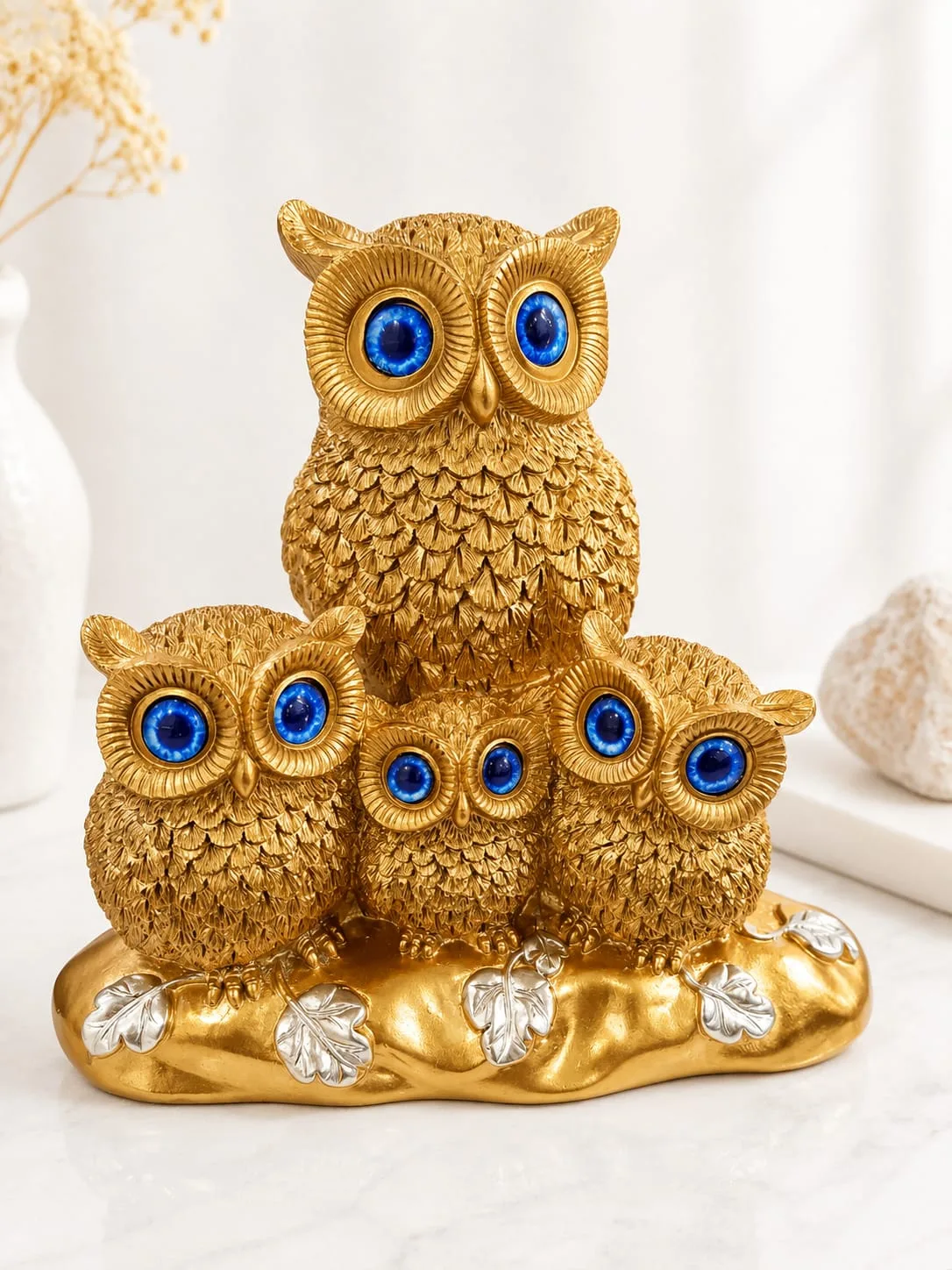 Familia de Búhos Decorativos Dorado